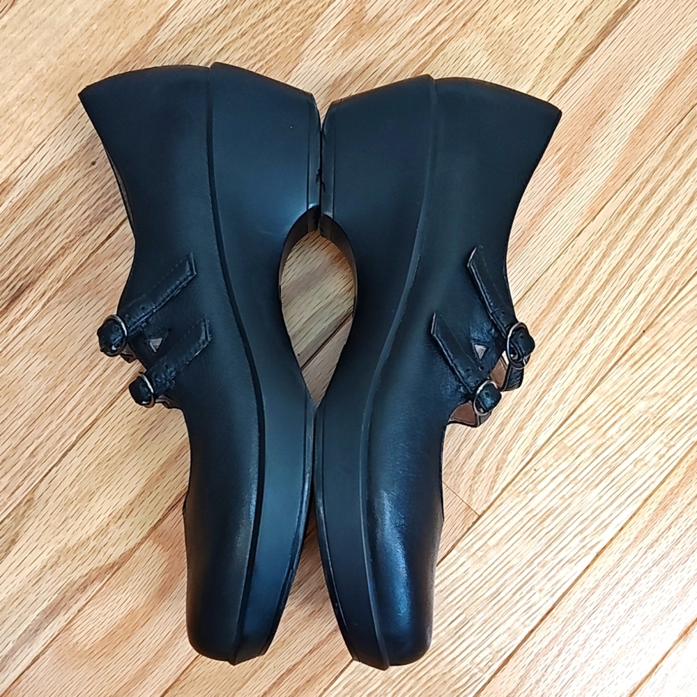 Dansko Fynn Dress Shoes - Picture 6 of 7